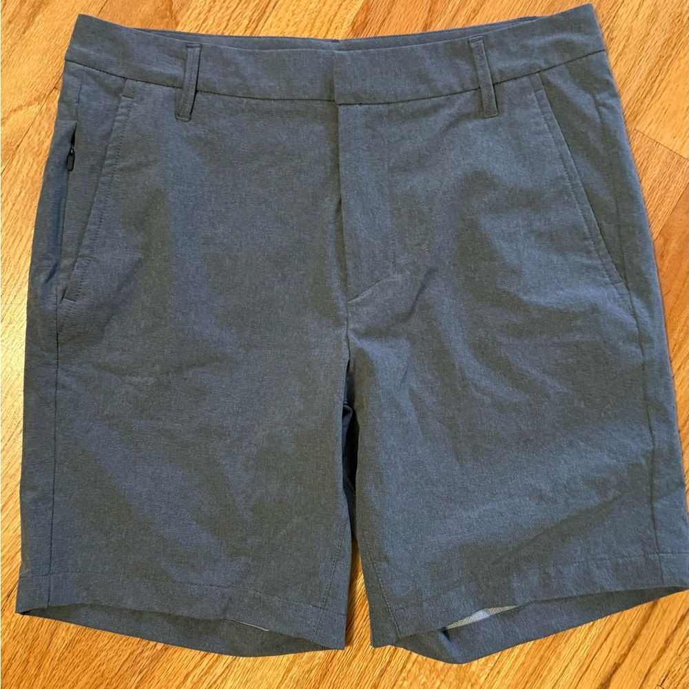 *NEW* All in Motion Men's 7” Golf Shorts - Size 32
